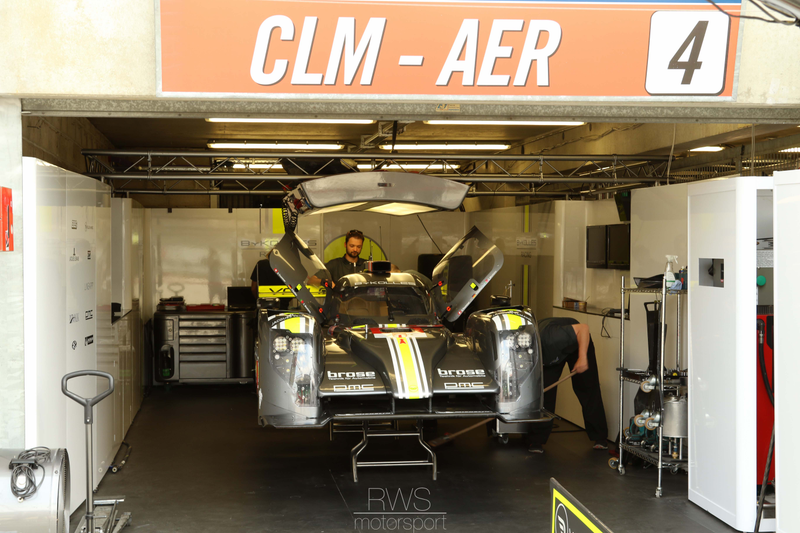 Illustration for article titled Le Mans Pits and Paddock